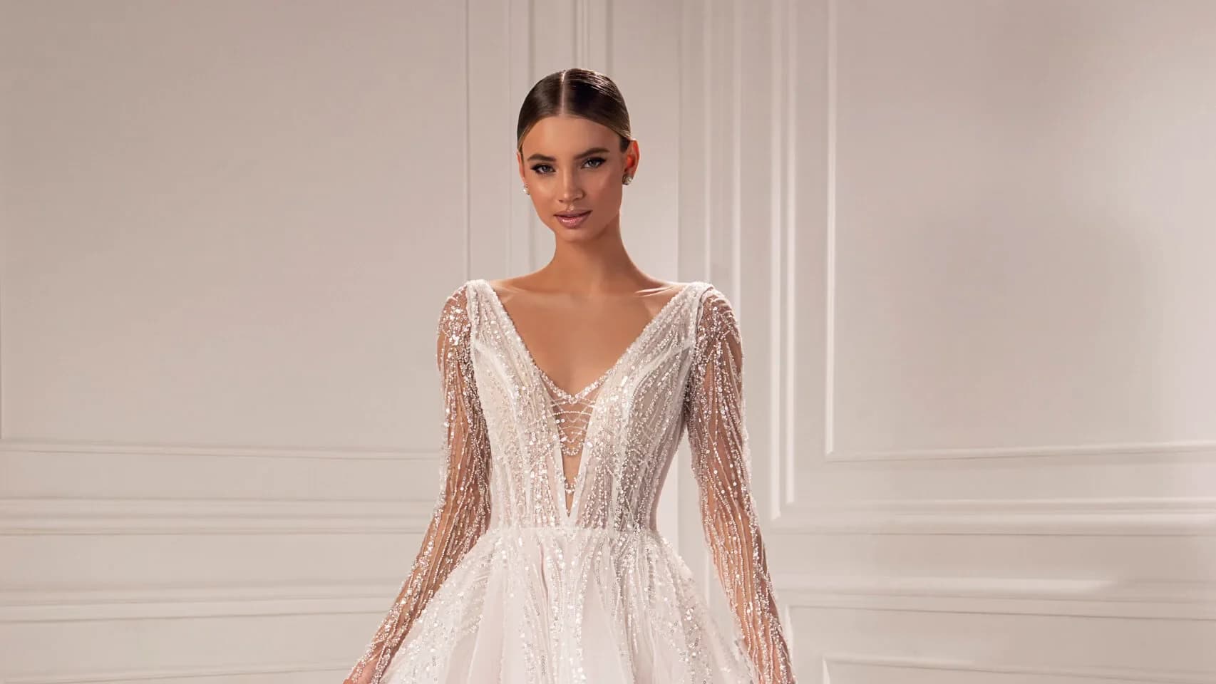 A-Linien-Brautkleid aus Tüll im Showroom – CARUSO Solothurn